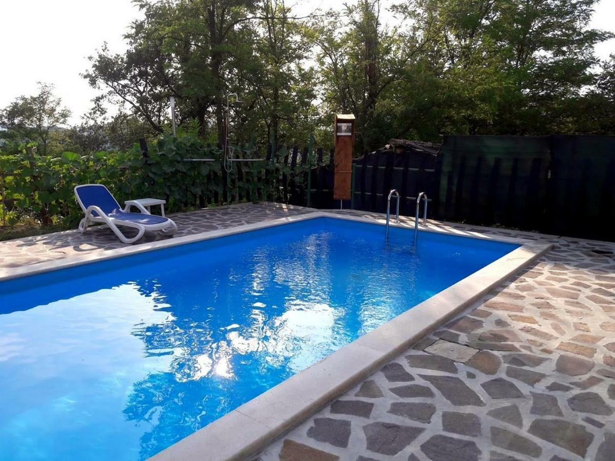 Apartment Nada With Private Pool