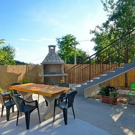 Apartment Nada With Private Pool Buzet Exterior photo